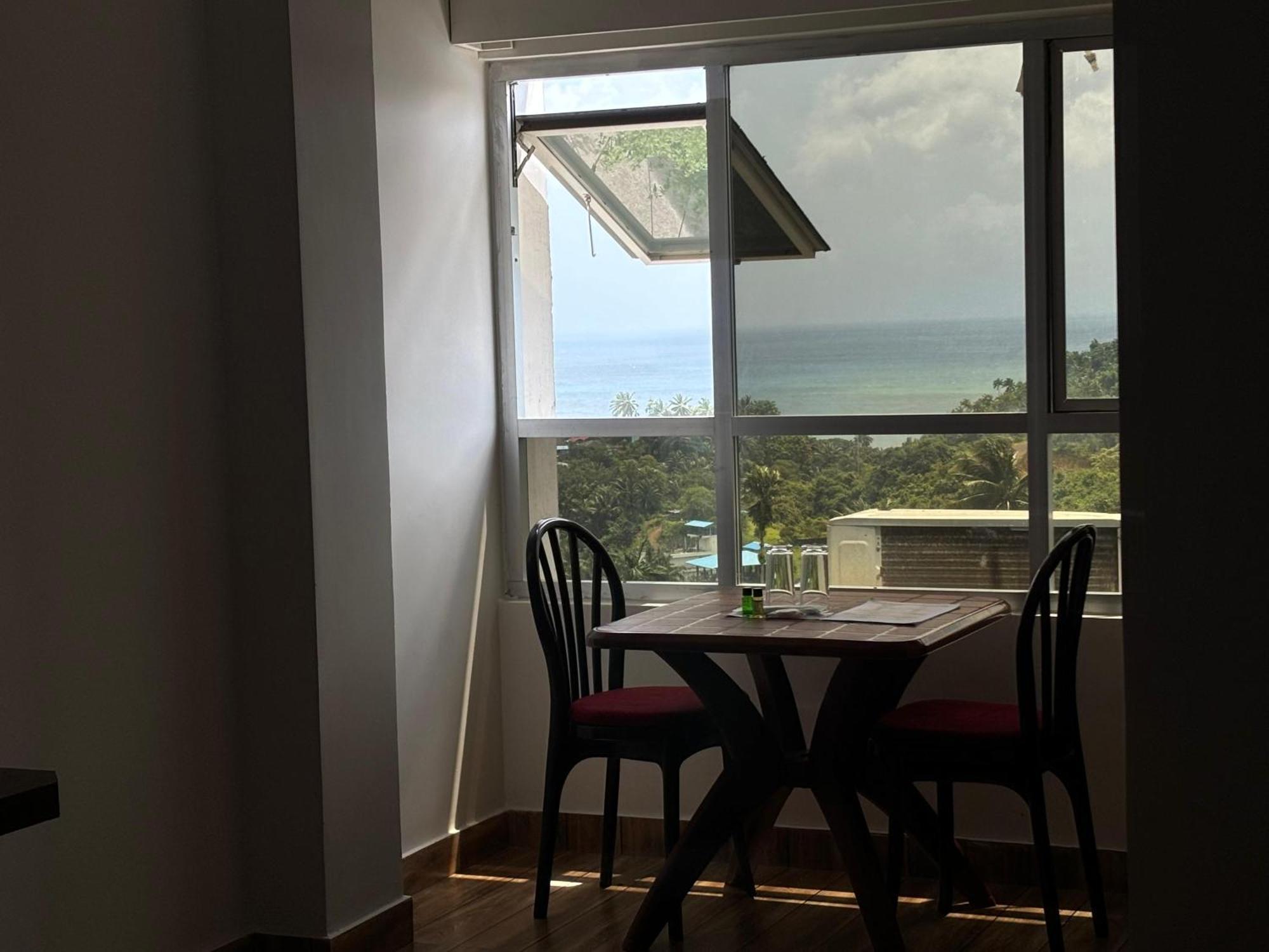 The Tamarind Tree Hotel & Restaurant Shadipur エクステリア 写真
